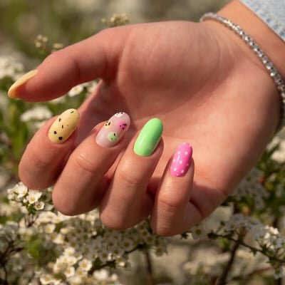 unghie pasquali pois